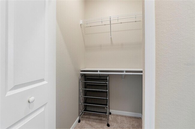 Building Photo - 14041 Heritage Landing Blvd