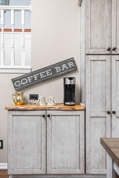 Building Photo - 620 Southridge Ct