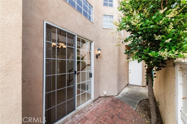 Building Photo - 10 Sparta