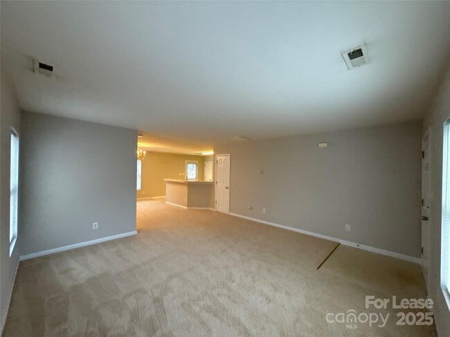 Building Photo - 1323 Winding Branch Ct