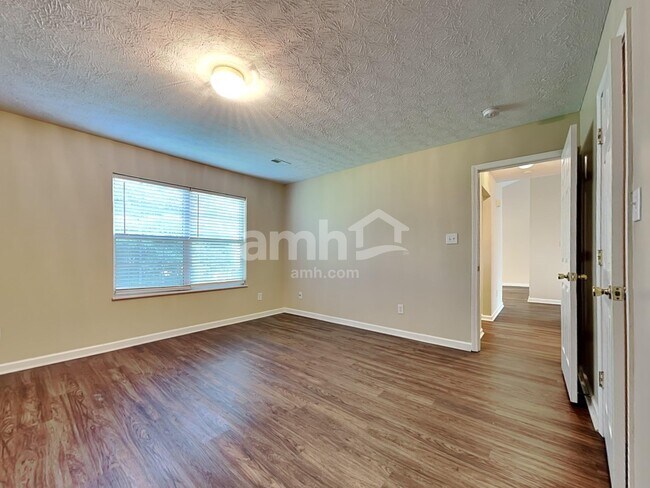 Building Photo - 7238 Austin Park Ln