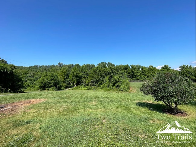 Building Photo - CHARMING 3 BED/2 BATH IN FLETCHER