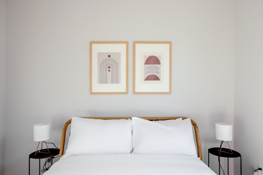 Building Photo - 485 Foley St