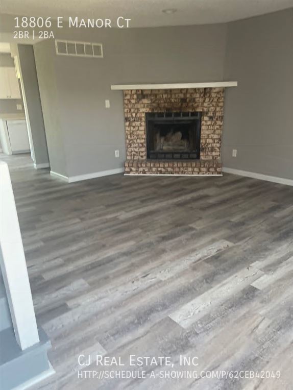 Building Photo - 18806 Manor Dr