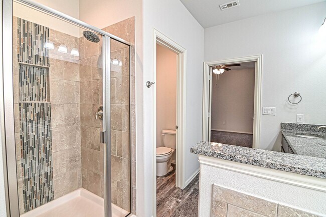 Building Photo - 1219 Santa Clara Dr