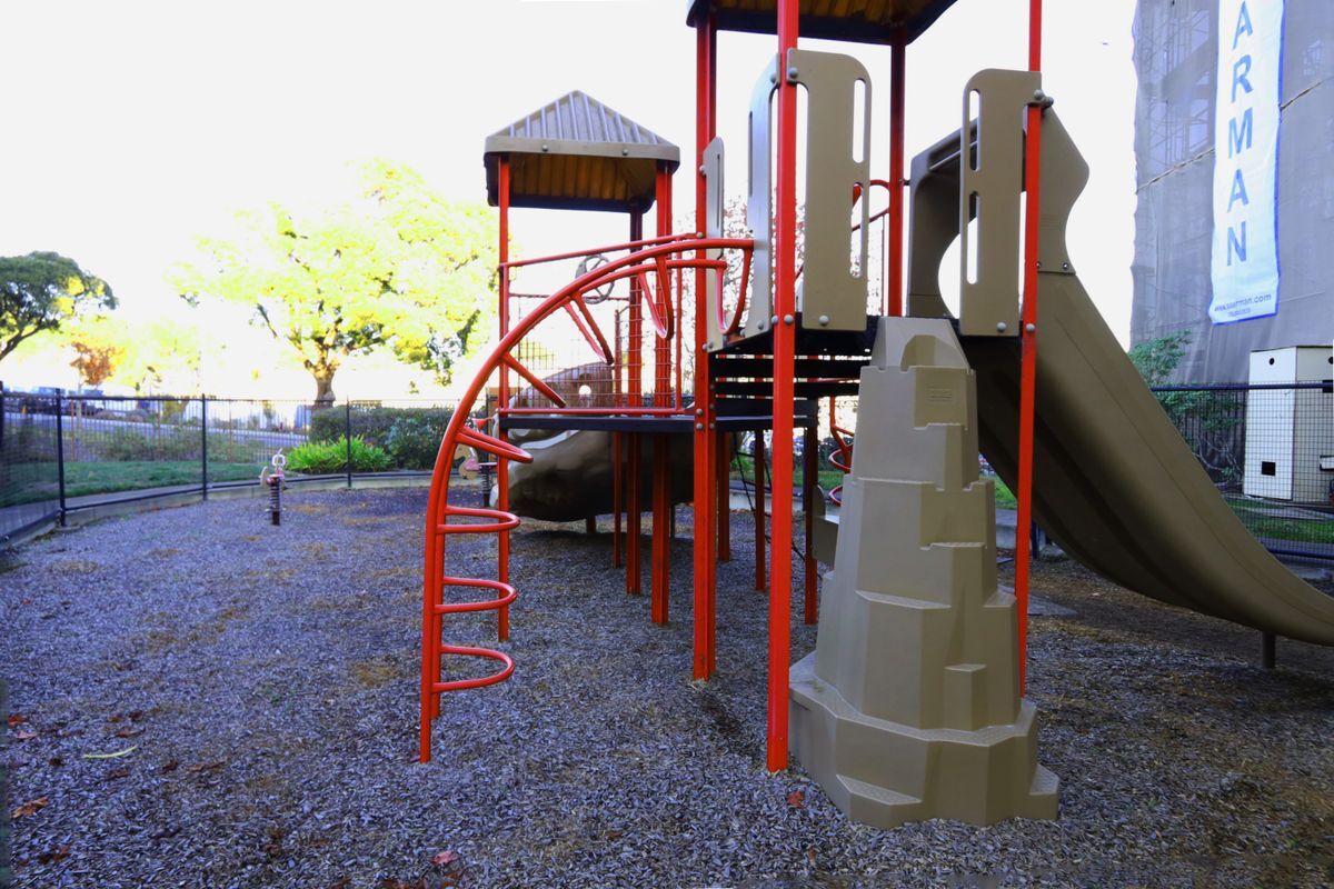 Building Photo - 2260 Gellert Blvd