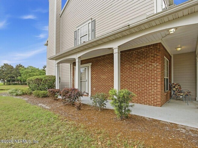 Building Photo - 11152 Castlemain Cir S