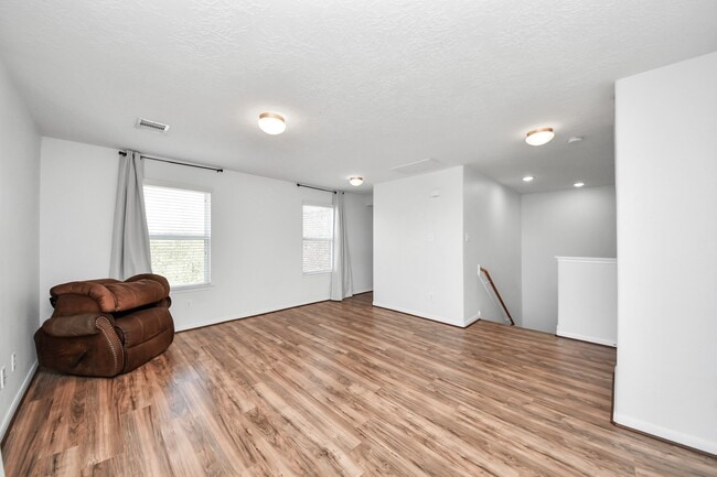 Building Photo - 1601 Bel Riposo Ln