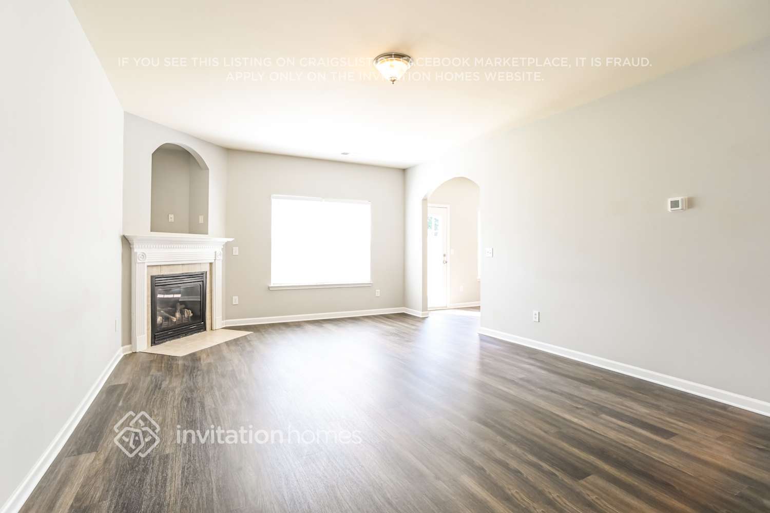 Building Photo - 1004 Oakstone Dr