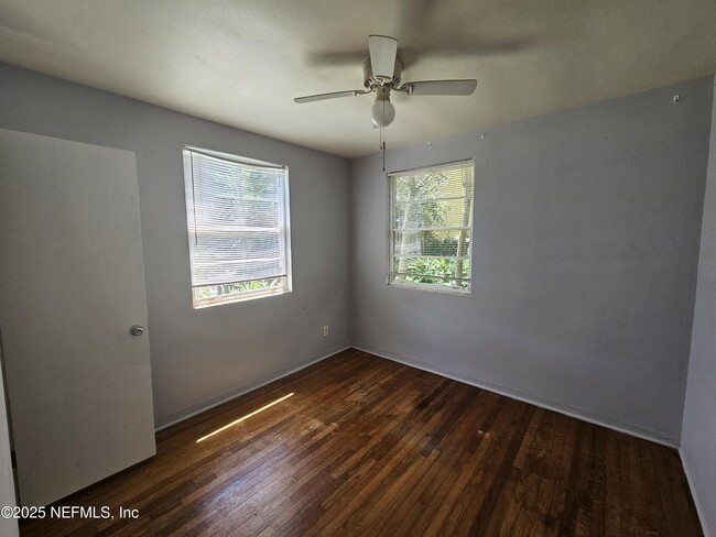 Building Photo - 1501 Osceola St