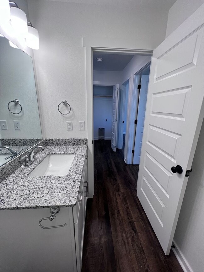 Building Photo - New Beginnings Start with AMRR: Now Pre Leasing with Move-In Special!