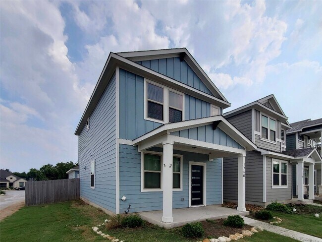 Building Photo - 1740 Fountain Bridge Dr