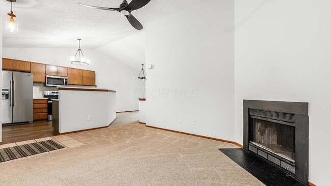 Building Photo - 824 Crofton Pl