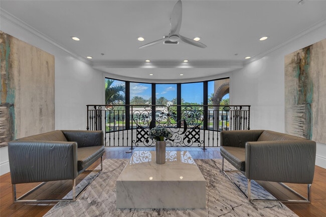 Building Photo - 1011 Rhodes Villa Ave