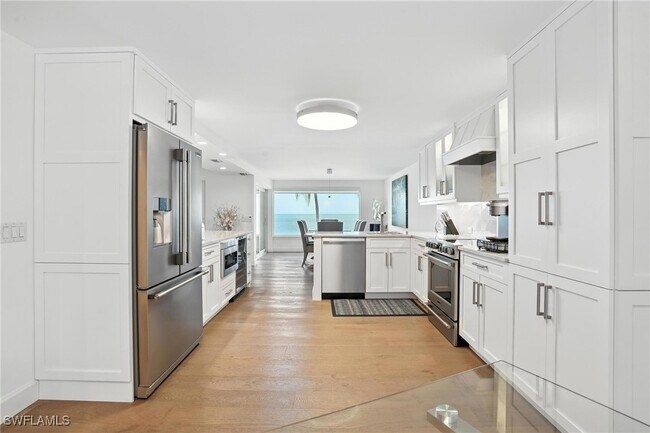 Building Photo - 9517 Gulf Shore Dr