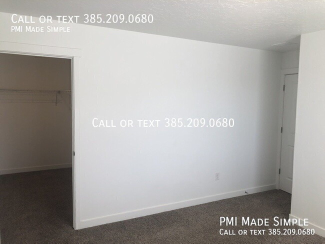 Building Photo - 970 W Broadleaf Dr