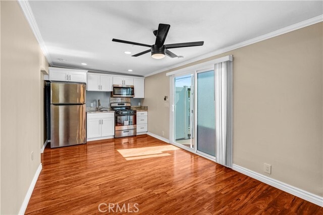 Building Photo - 15416 Gramercy Pl
