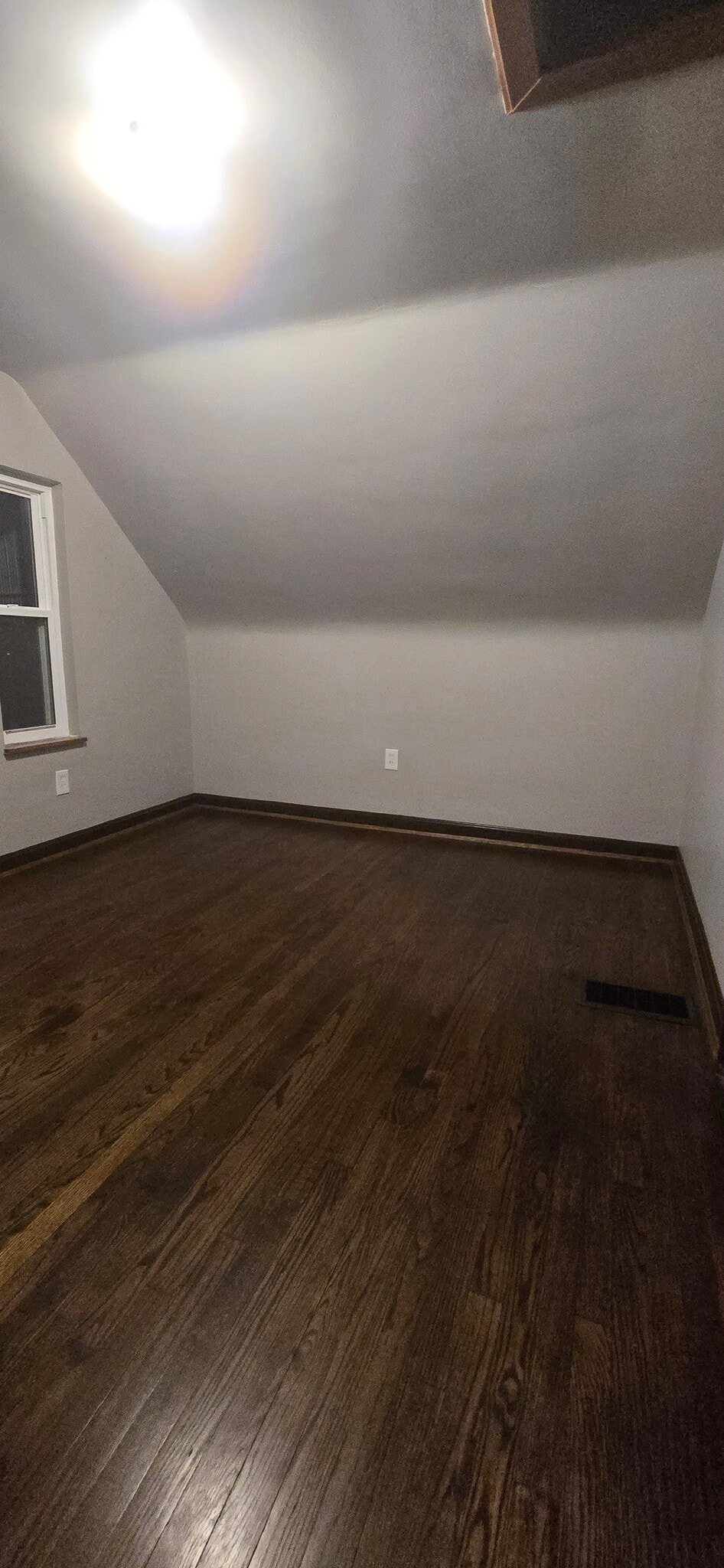 Building Photo - 3316 Cavanaugh Ave