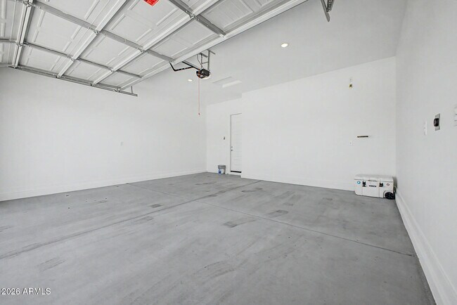 Building Photo - 9623 W Flower St