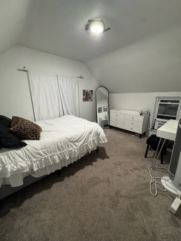 Building Photo - 320 W Cooper St