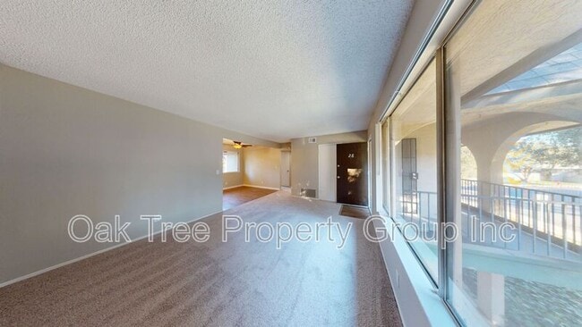 Building Photo - 1637 Catalina Ct
