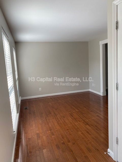 Building Photo - 2852 Fairway Dr