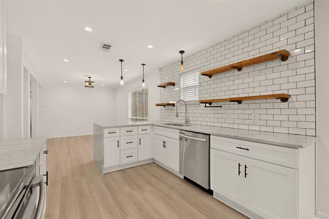 Building Photo - 10530 Stone Canyon Rd