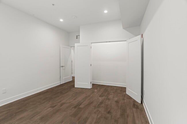 Building Photo - 1244 S 20th St