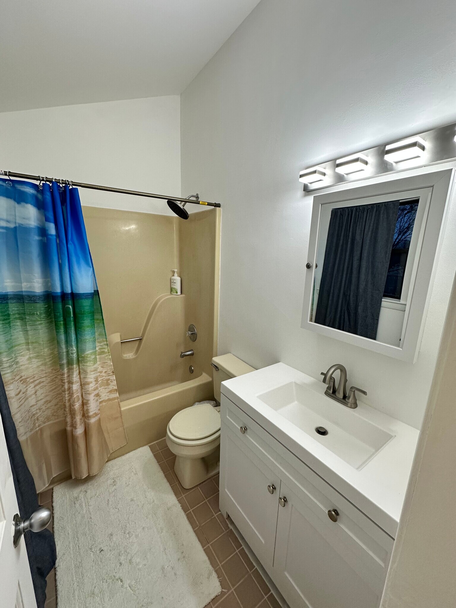 Building Photo - 14 Nagle Ln