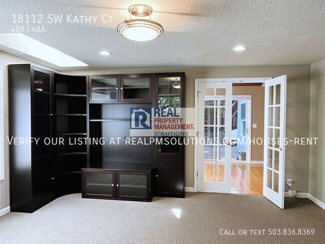 Building Photo - 18112 SW Kathy Ct