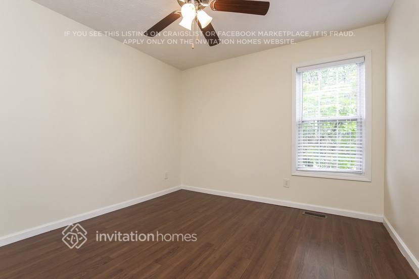 Building Photo - 905 Rafington Dr