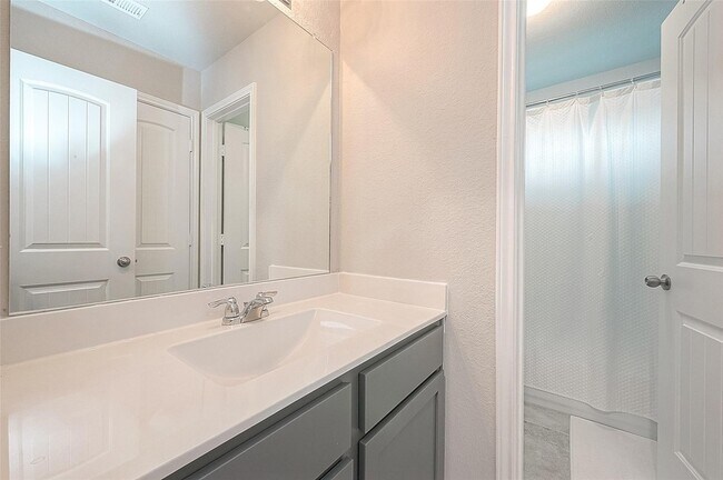 Building Photo - 3706 Savio River Ct