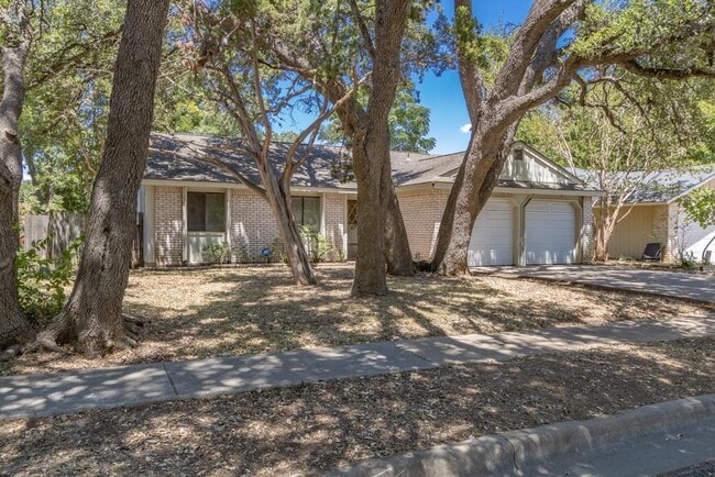 Primary Photo - 10200 Missel Thrush Dr
