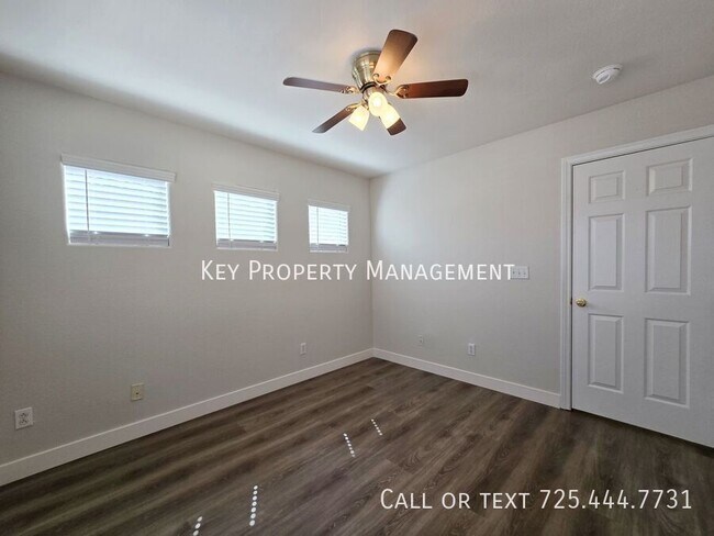 Building Photo - 8789 Ashley Park Ave