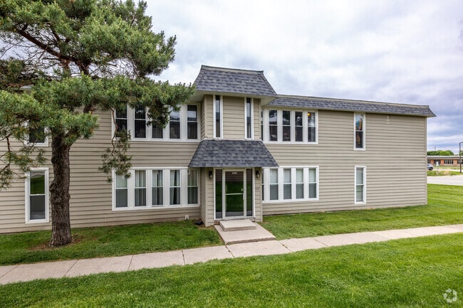 Building Photo - Alpine Manor Apartments