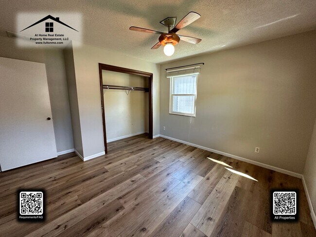 Building Photo - 402 Douglas Blvd