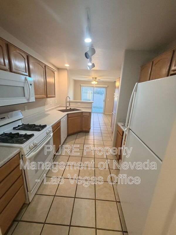 Building Photo - 505 Chestnut View Pl