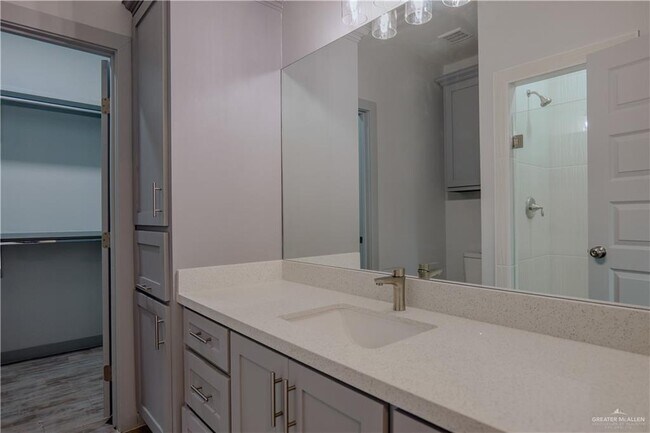 Building Photo - 12 Briggs Rd