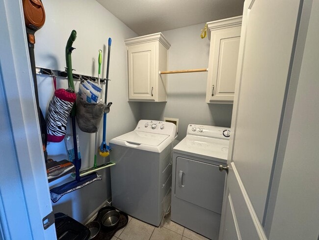 Building Photo - 1380 Stonecreek Dr