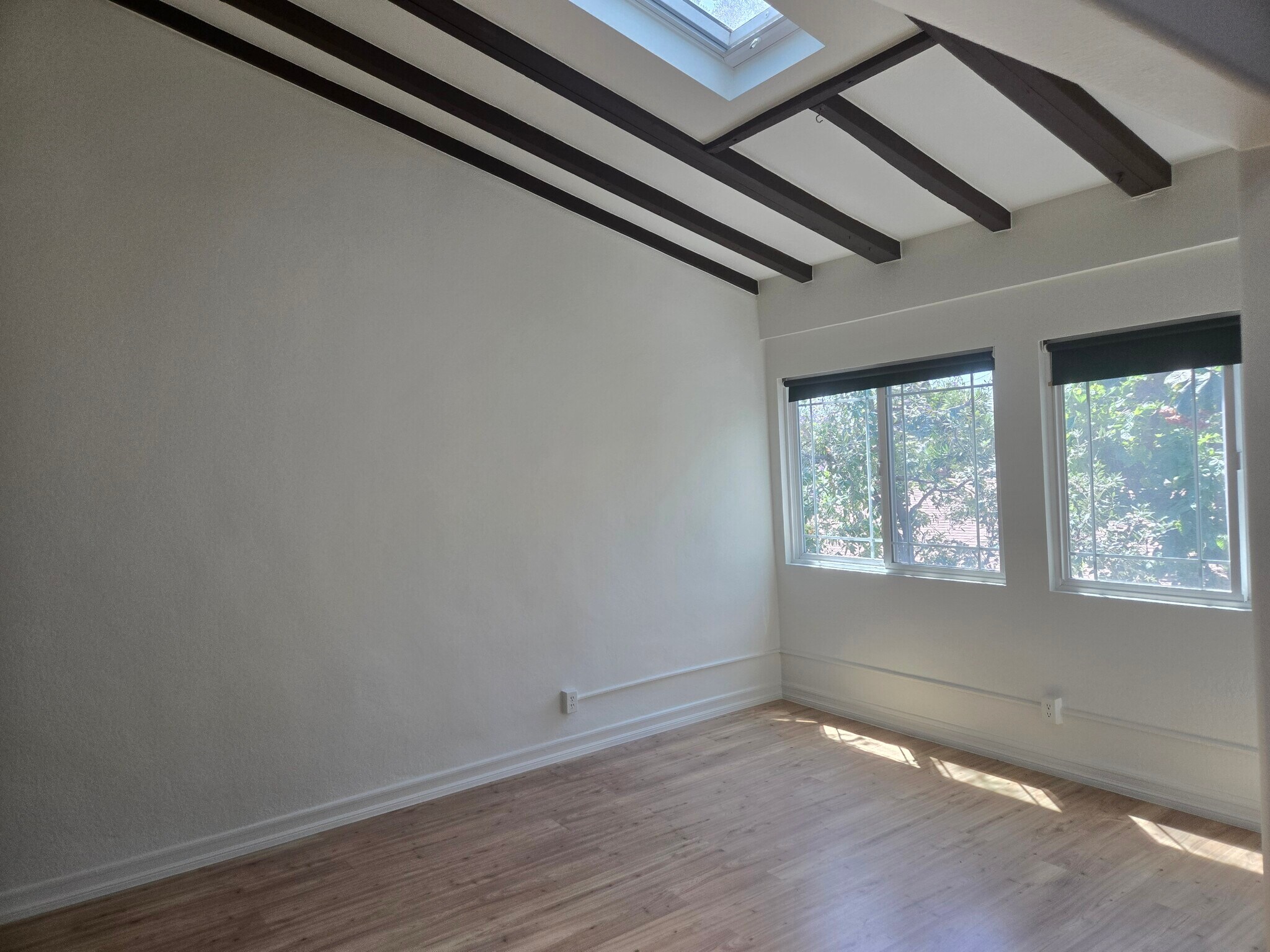 Building Photo - 18332 Amie Ave