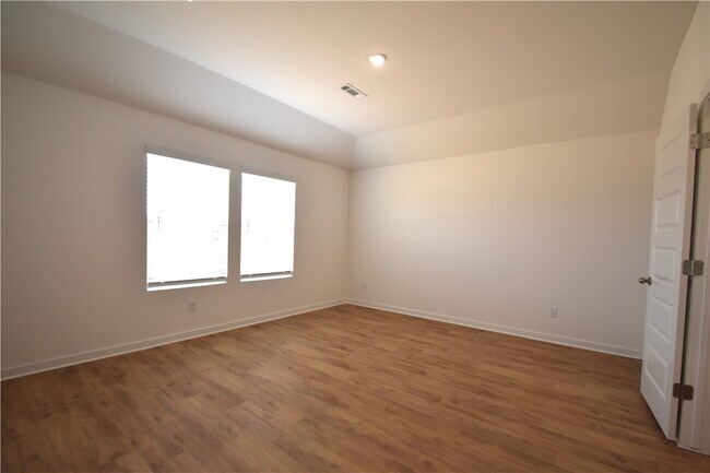 Building Photo - 544 Colorado St