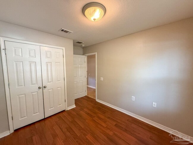 Building Photo - 5919 Bilek Dr