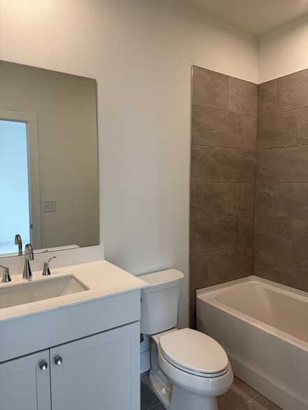 Building Photo - 518 Motivation Cir NW