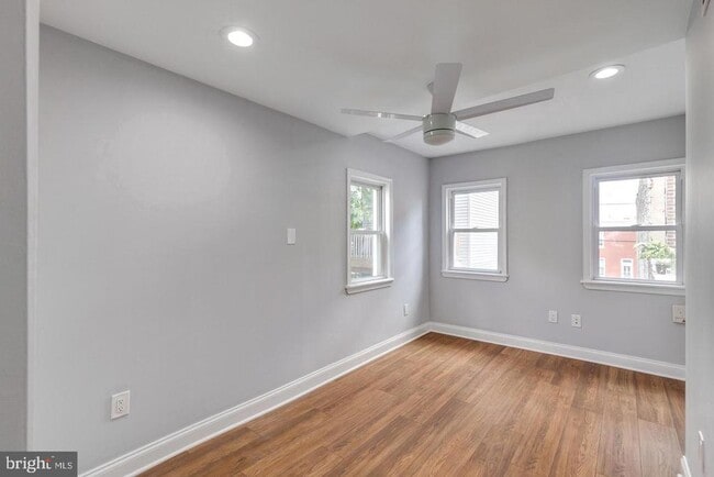 Building Photo - 1553 S Woodstock St