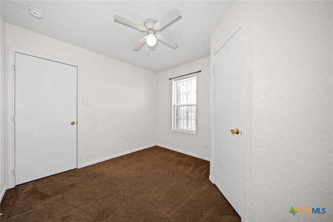 Building Photo - 3211 Tom Lockett Dr