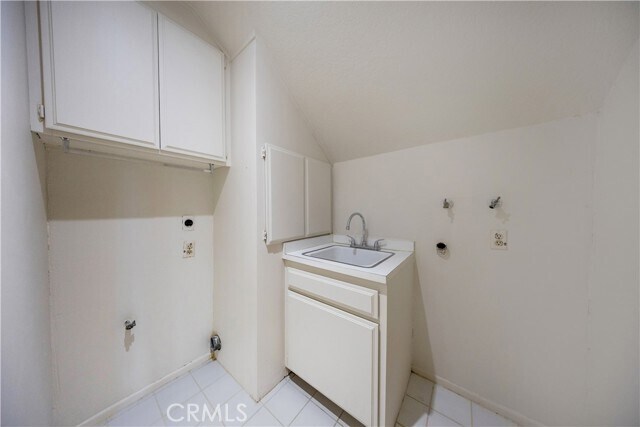Building Photo - 11 Recodo