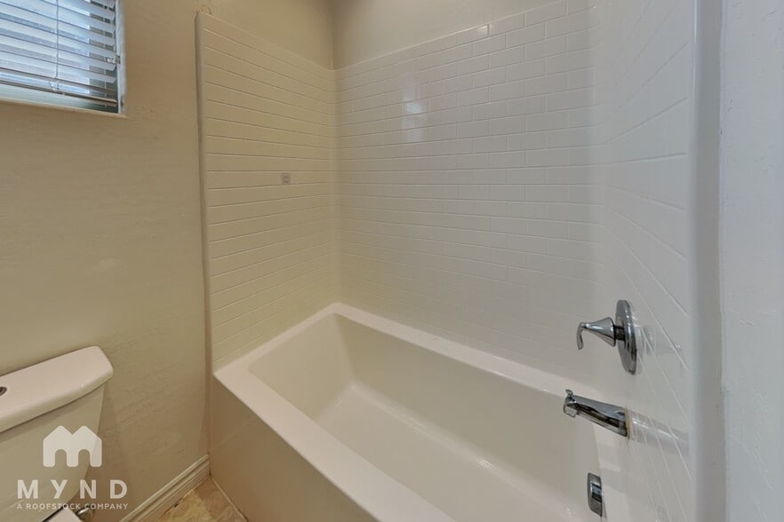 Building Photo - 7825 Flintshire Ct