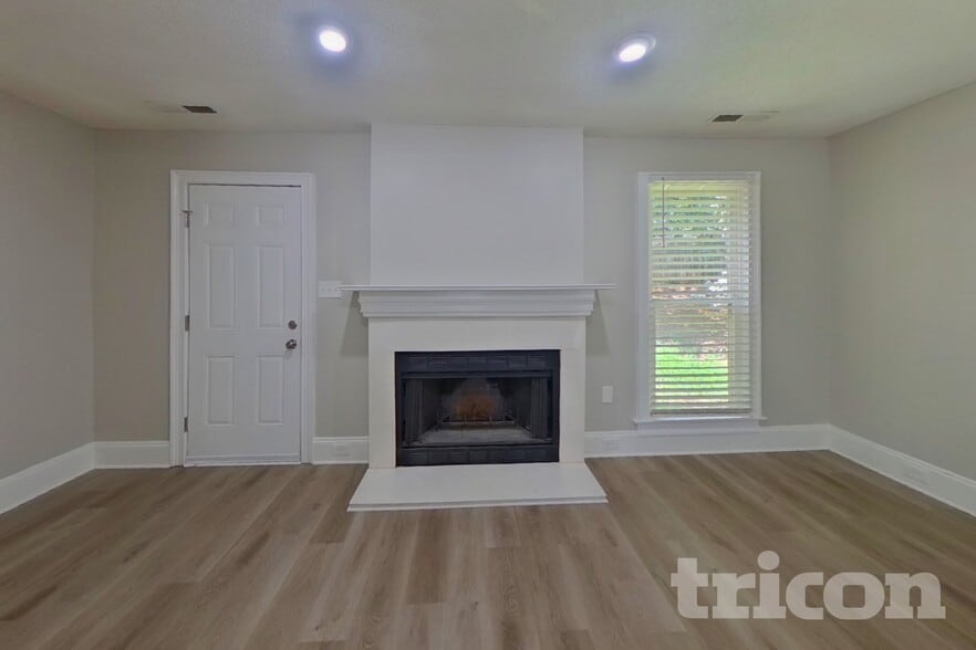 Building Photo - 7100 Idlewild Brook Ln