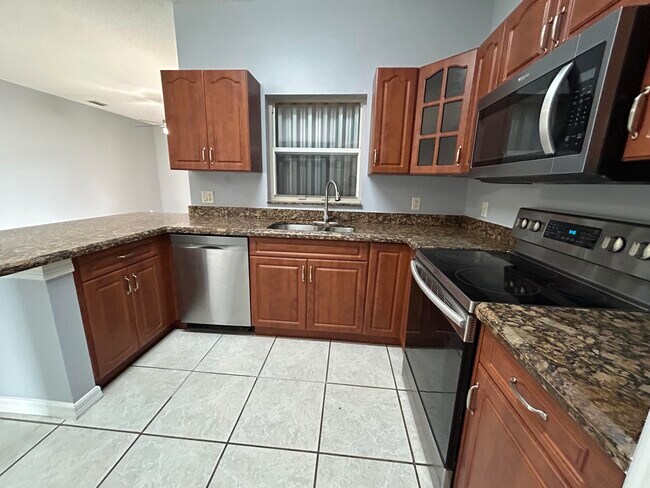 Building Photo - 974 SE Albatross Ave