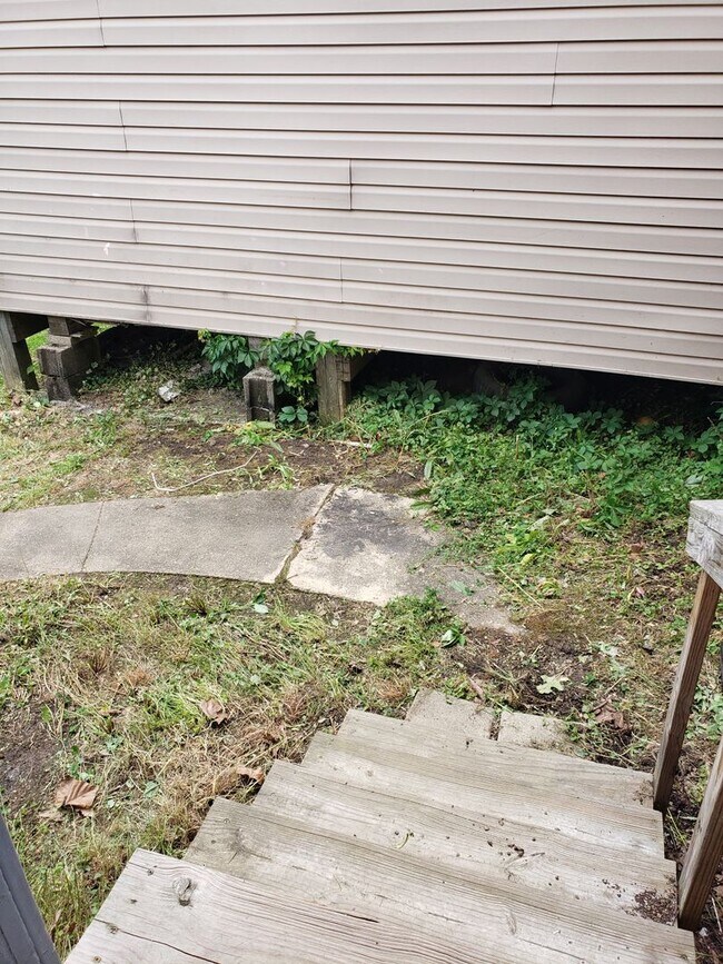 Building Photo - 2671 Brodhead Rd